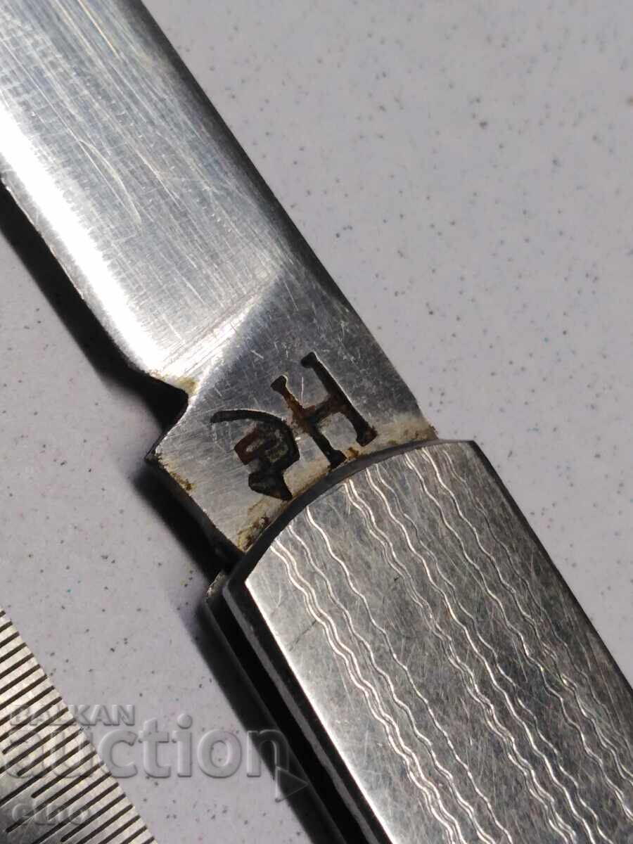 OLD POCKET KNIFE-LARGE THORN with price 25.00 BGN | € 12.78 OLD POCKET KNIFE-LARGE THORN with price 25.00 BGN | € 12.78