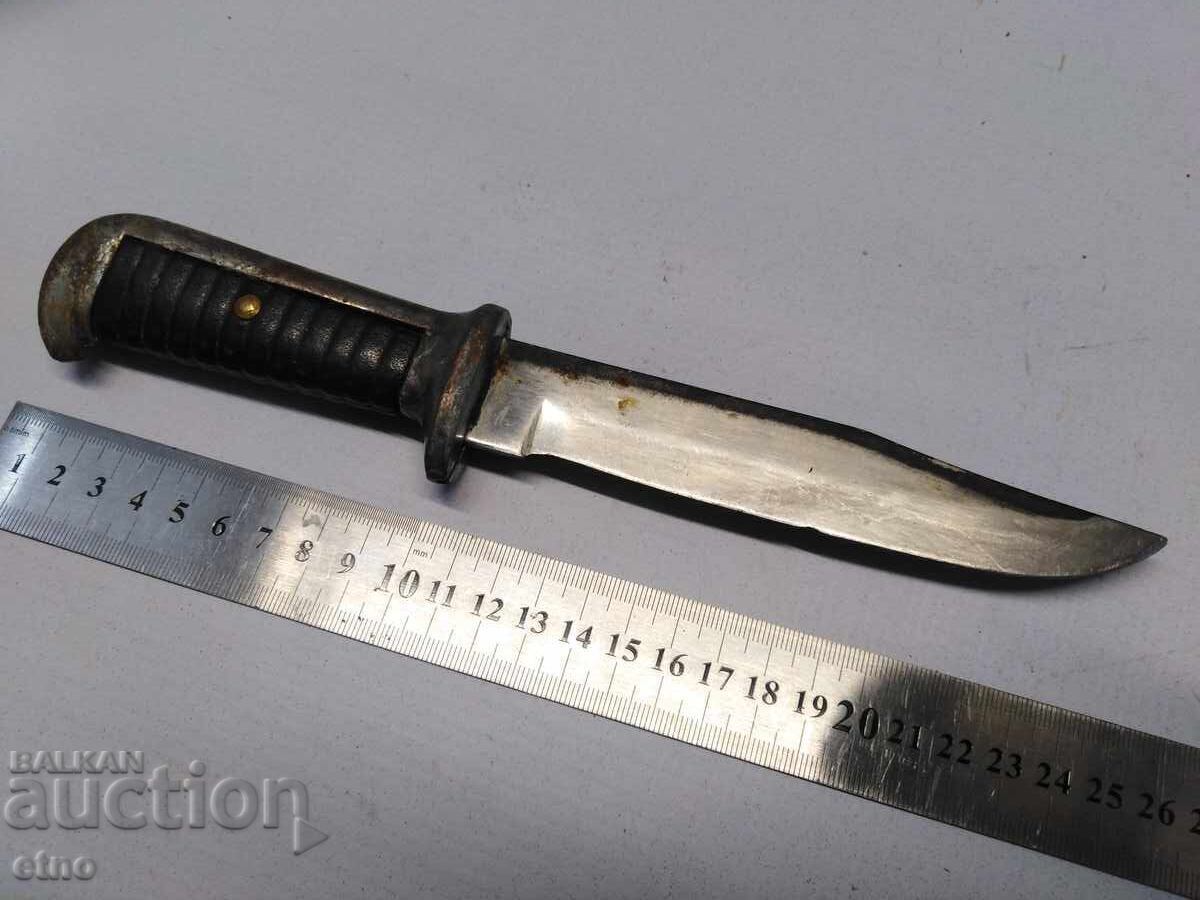OLD KNIFE with price 30.00 BGN | € 15.34