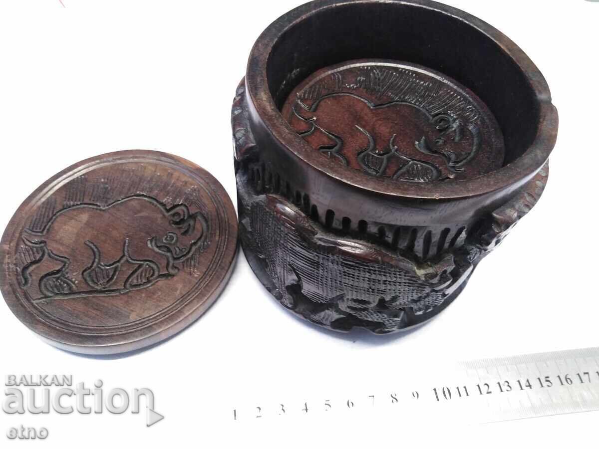 AFRICA - SET OF ENGRAVED WOODEN COASTERS - 5