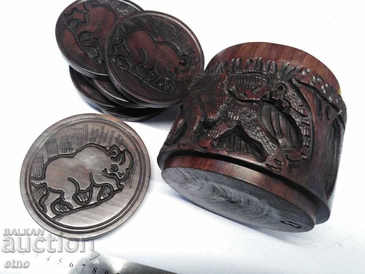 AFRICA - SET OF ENGRAVED WOODEN COASTERS - 7