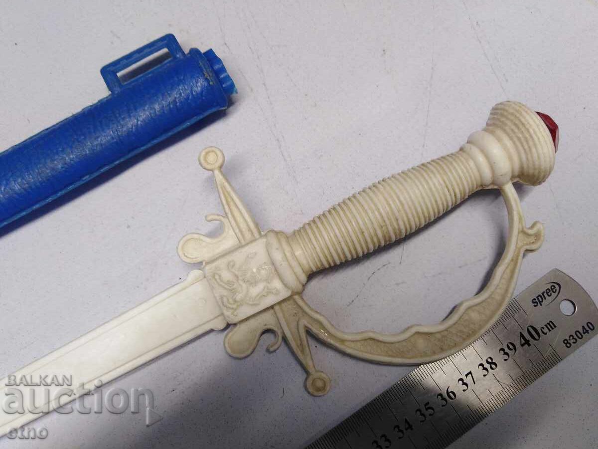 БЪЛГАРСКА СОЦ ИГРАЧКА-МЕЧ,САБЯ,,ИГРАЧКИ с цена 25.00 лв. | € 12.78