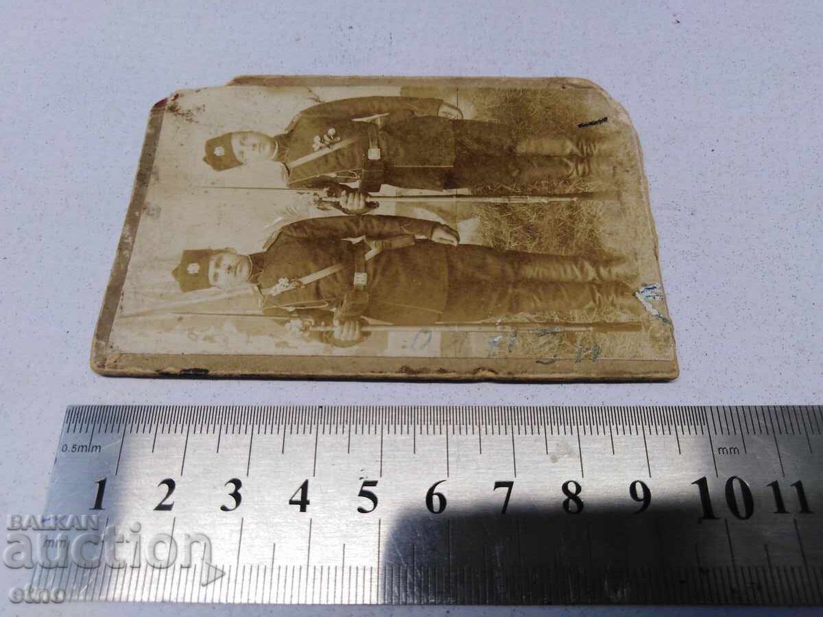 FOTOGRAFIE VECHE REGALĂ - CARTON - MILITARI, PUȘCĂ - BERDANĂ, BAIONETĂ - 6 FOTOGRAFIE VECHE REGALĂ - CARTON - MILITARI, PUȘCĂ - BERDANĂ, BAIONETĂ - 6