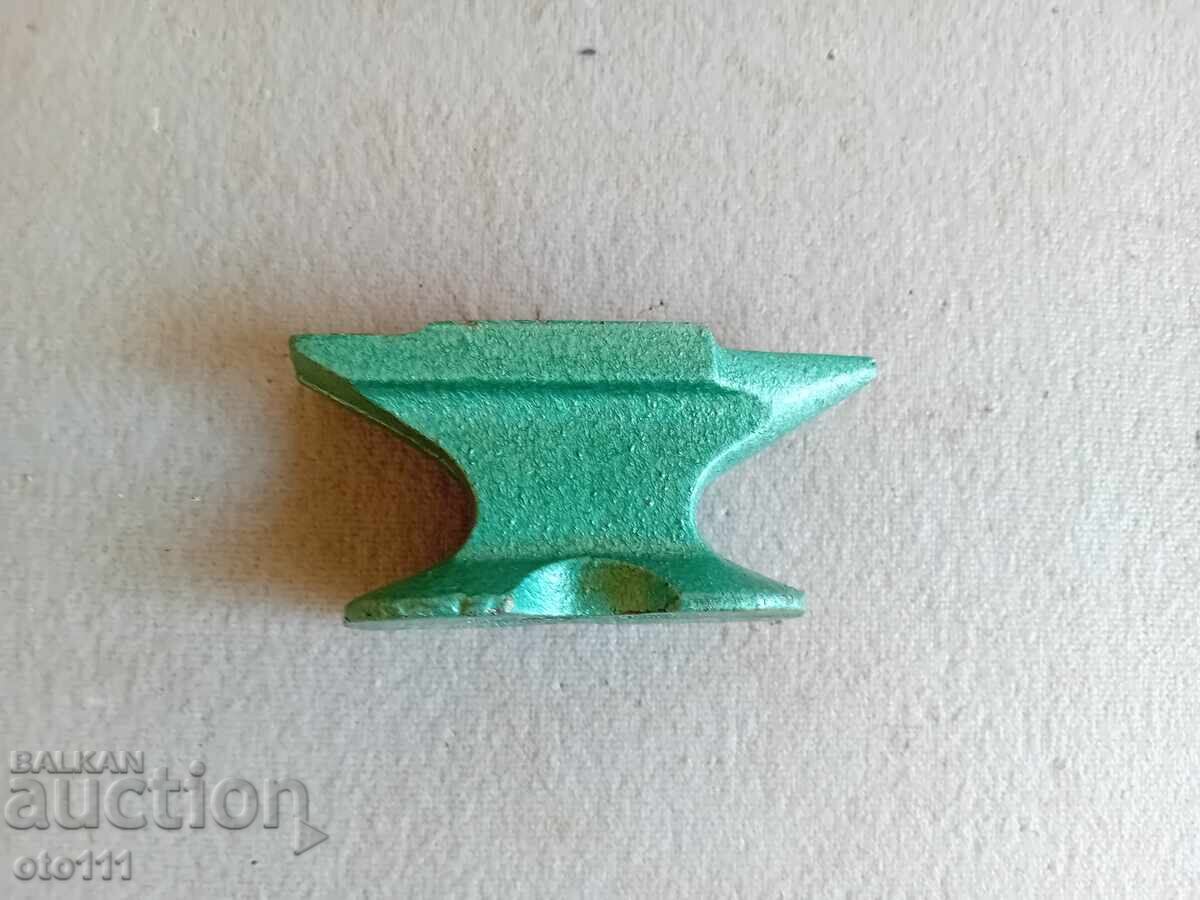 Auction OLD LITTLE ANvil - USSR Auction OLD LITTLE ANvil - USSR