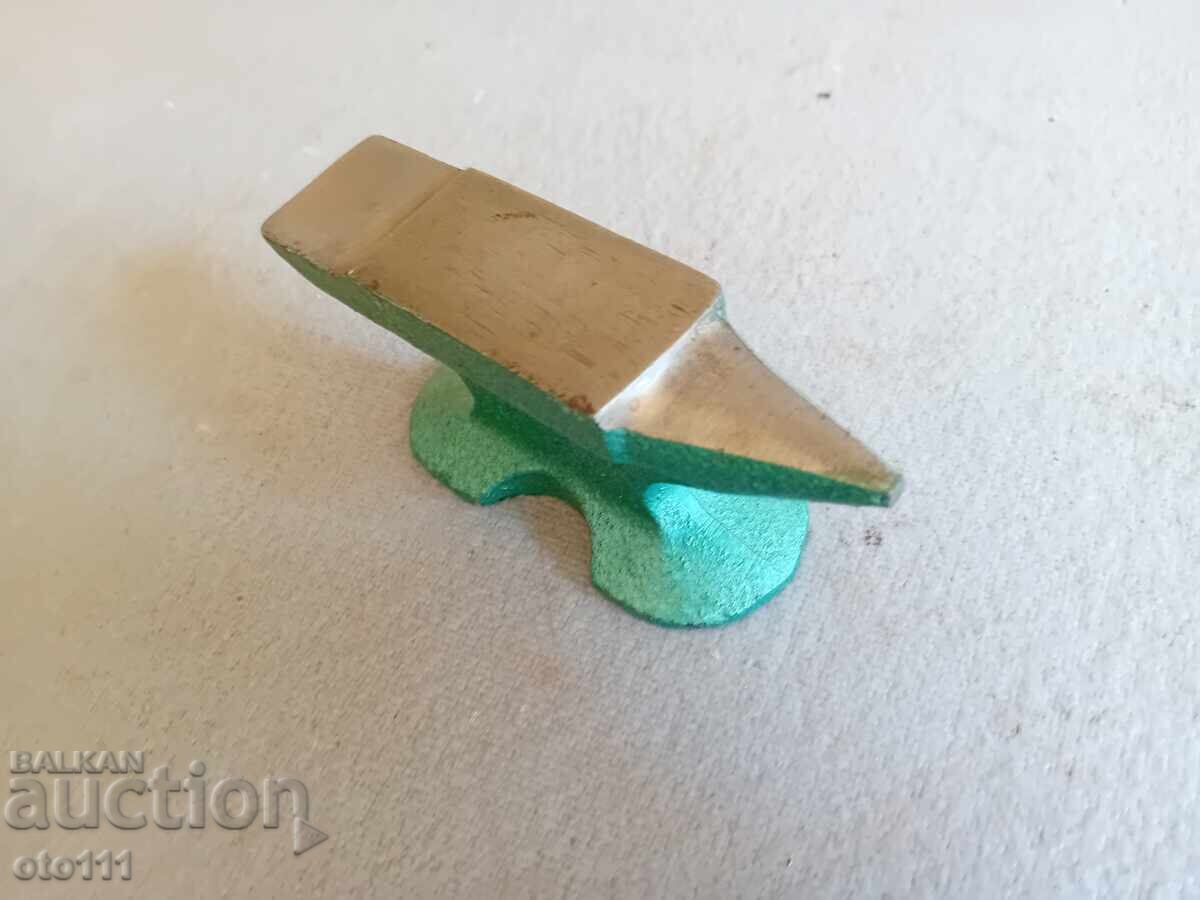 Delivery of OLD LITTLE ANvil - USSR Delivery of OLD LITTLE ANvil - USSR