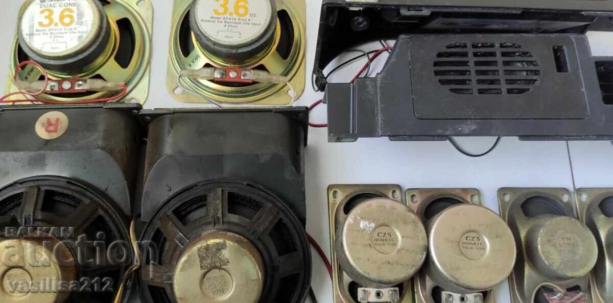 Lot of speakers with price 5.00 BGN | € 2.56 Lot of speakers with price 5.00 BGN | € 2.56