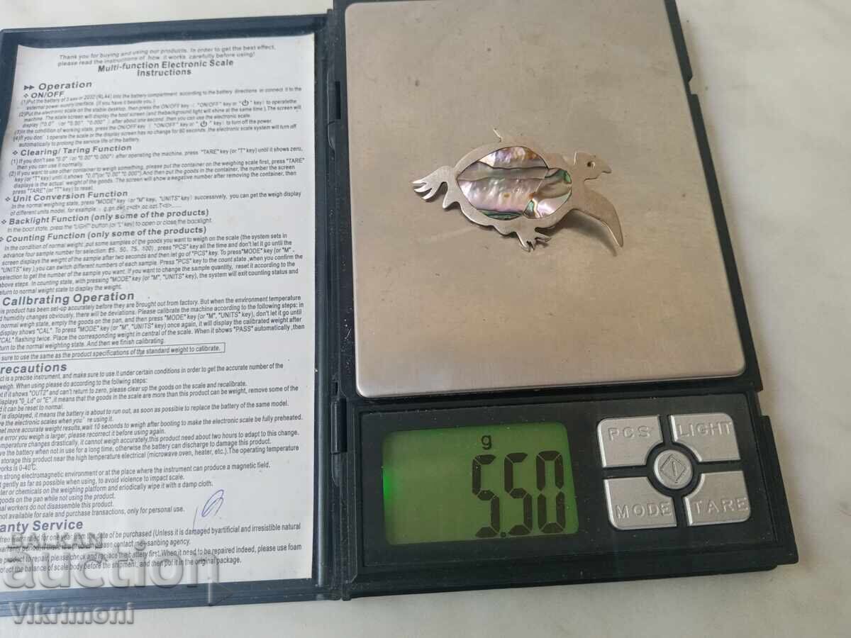 Delivery of Retro turtle brooch, royal mother-of-pearl, abalone, marked