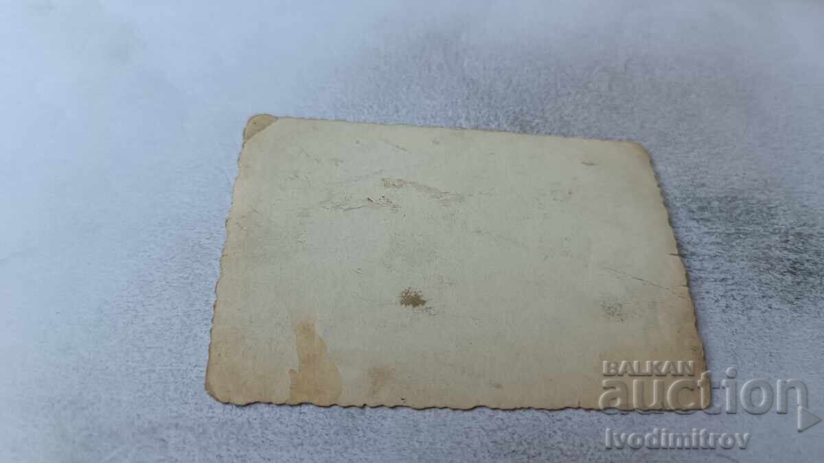 Fotografie Sofia Un bărbat și trei femei la plimbare cu preț 1.85 BGN | € 0.95