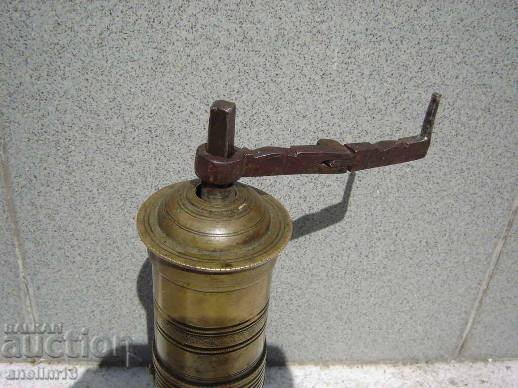 Δημοπρασία ΠΑΛΙΟ ΧΑΛΚΙΝΟ ΜΥΛΟ ΜΕ ΤΟΥΓΡΑ Δημοπρασία ΠΑΛΙΟ ΧΑΛΚΙΝΟ ΜΥΛΟ ΜΕ ΤΟΥΓΡΑ