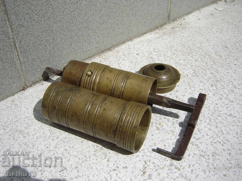 Παράδοση ΠΑΛΙΟ ΧΑΛΚΙΝΟ ΜΥΛΟ ΜΕ ΤΟΥΓΡΑ