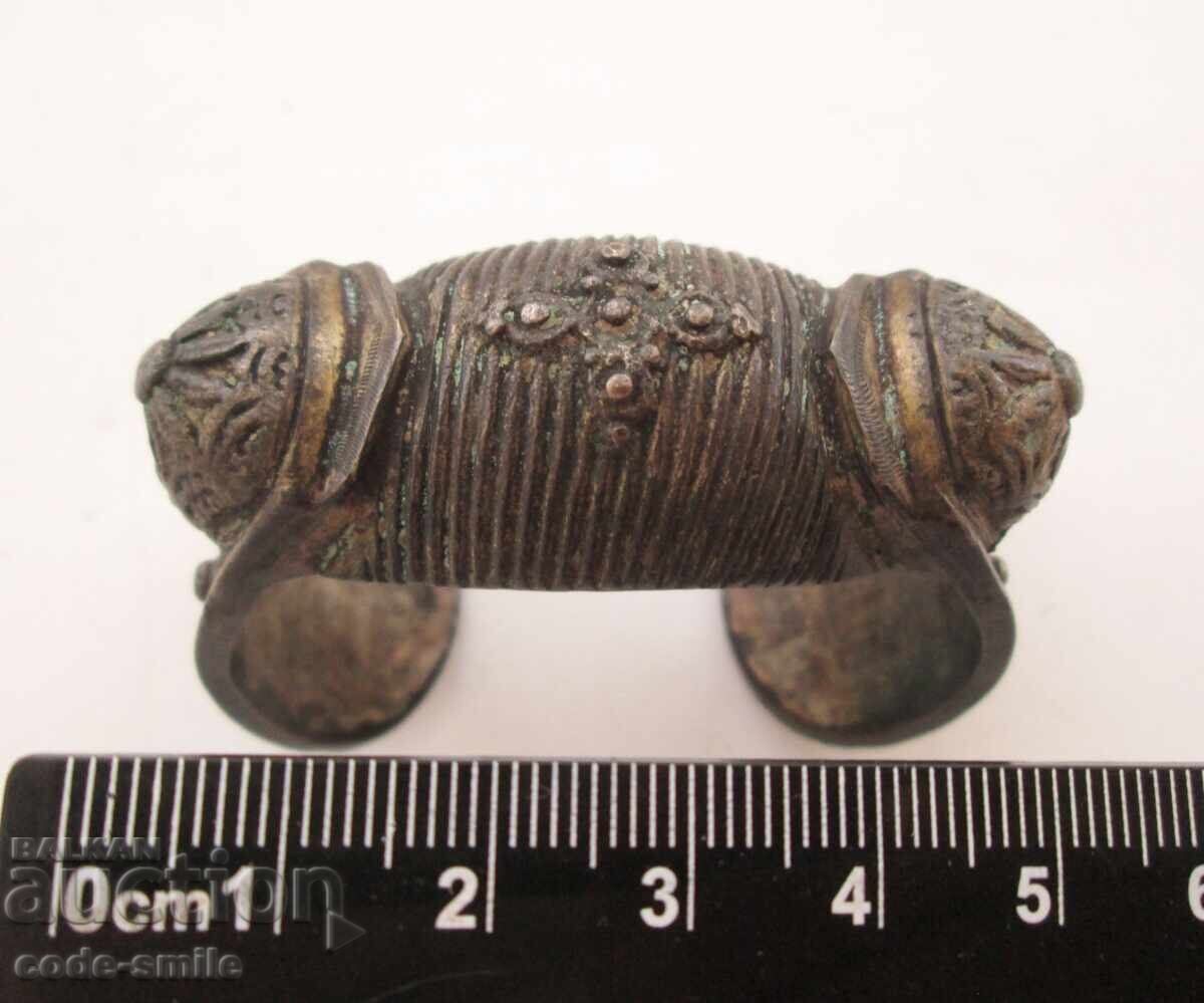 Интересна стара възрожденска гривна рогатка накит за носия - 6