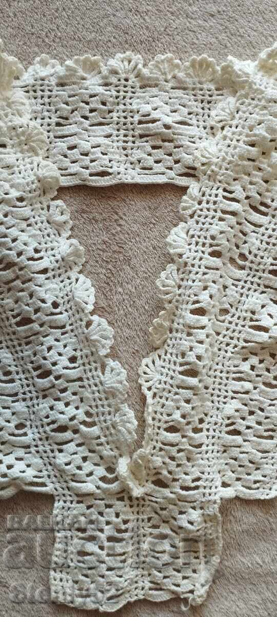 Jachetă etno croșetată pentru costum popular cu preț 20.00 BGN | € 10.23 Jachetă etno croșetată pentru costum popular cu preț 20.00 BGN | € 10.23