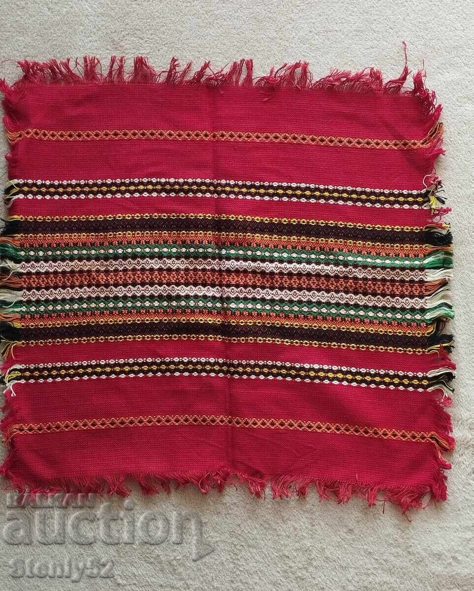 Етно каре от Соца-ново 46/45 см.