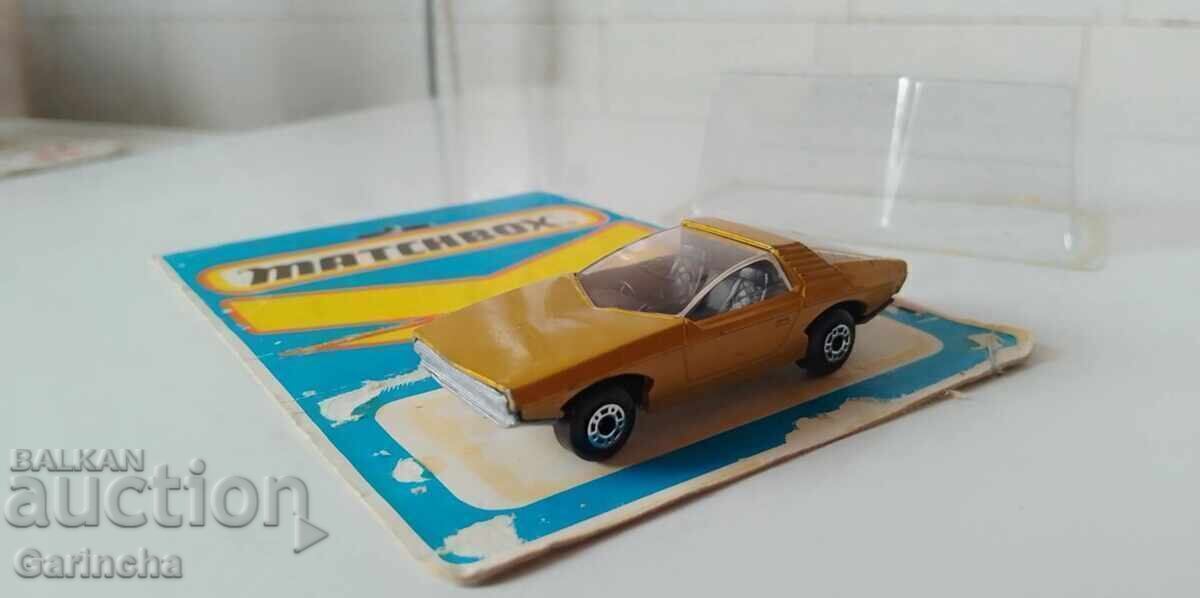 Matchbox Bulgaria 1/64 1984 Vauxhall cu preț 250.00 BGN | € 127.82