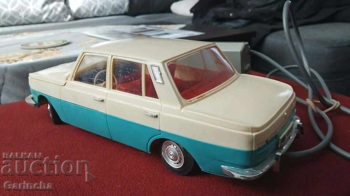 Old toy WARTBURG 353 DDR GDR PIKO ANKER 1/15 - 5