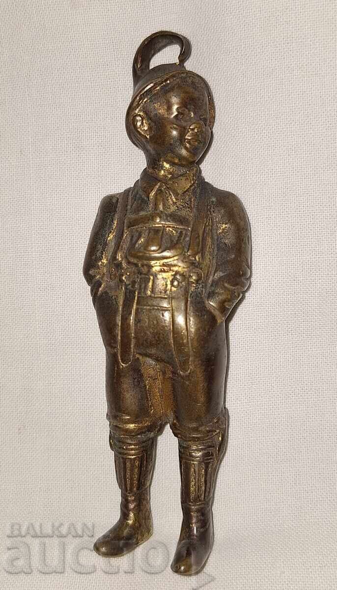 Παλιά μπρούτζινη φιγούρα πλαστική αγόρι με βαυαρική φορεσιά