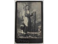 1904 WOMAN BEAUTIFUL WEARING JUG PHOTO CARD