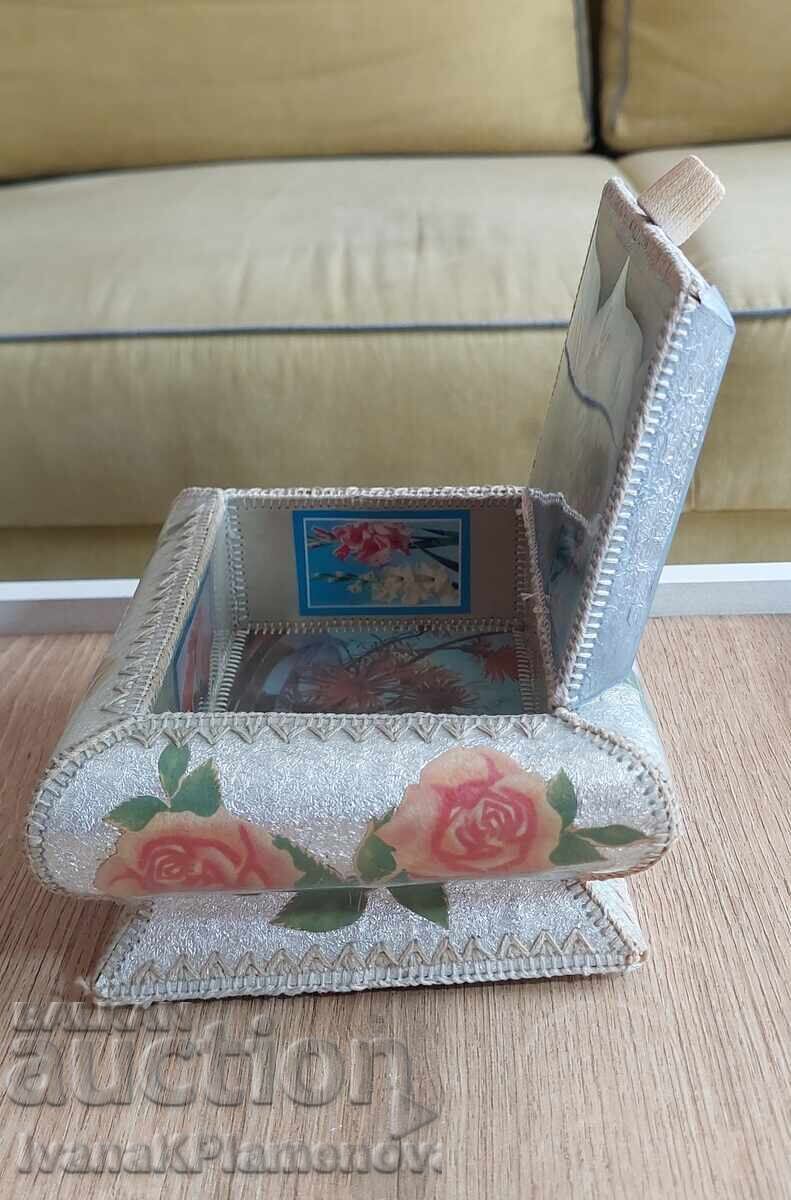 Cutie retro pentru colecționari - 5