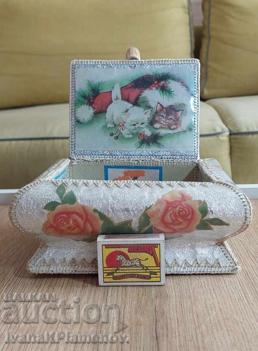 Cutie retro pentru colecționari - 6
