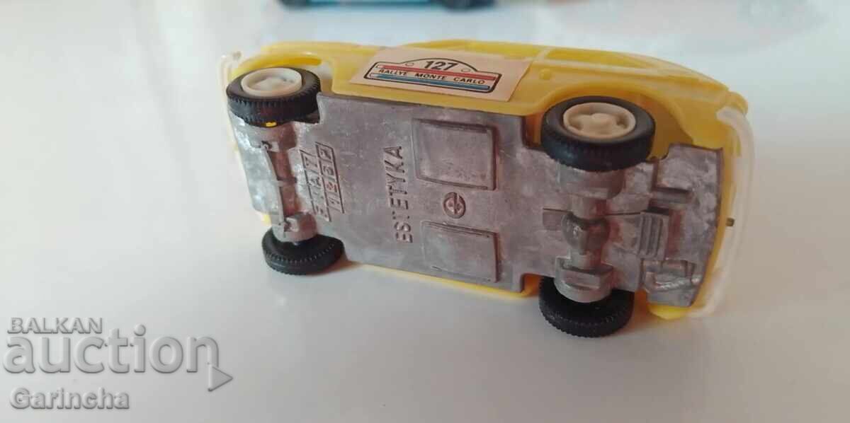 Παράδοση Μοντέλο Fiat 126 Estetyka Πολωνία Estetyka