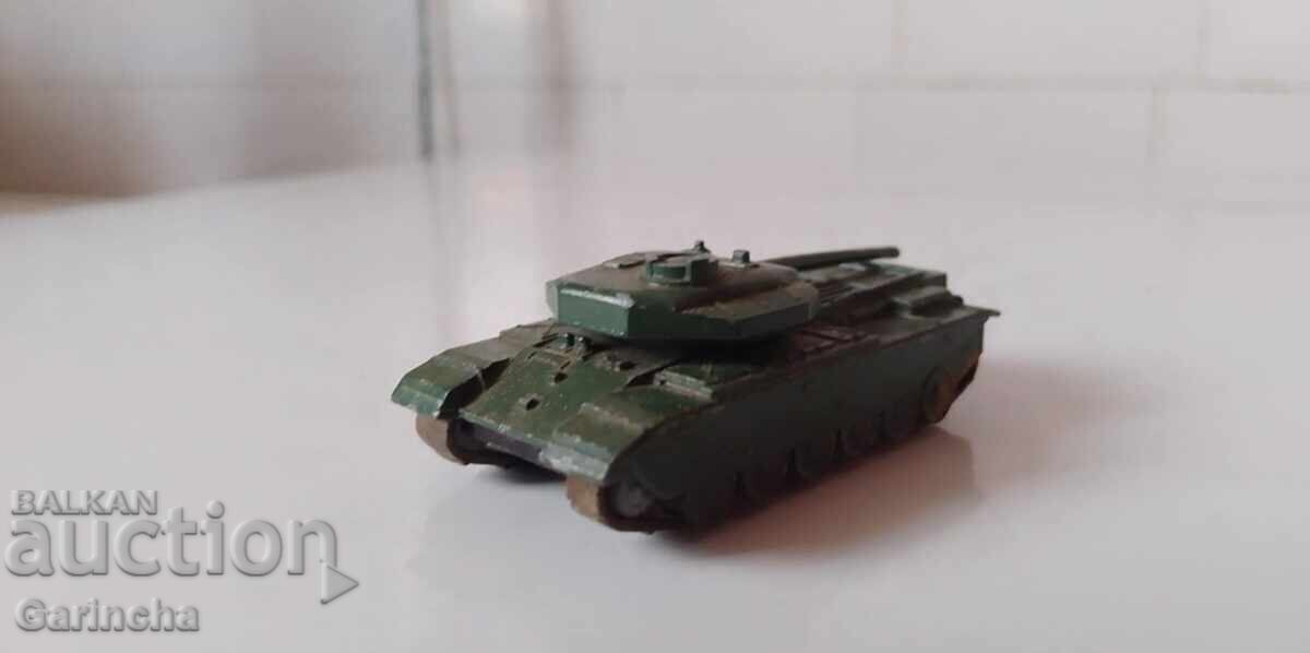 Livrarea Matchbox Anglia 1/64 Livrarea Matchbox Anglia 1/64