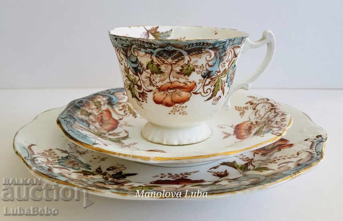 Collectible Royal Crown Derby Porcelain Set Collectible Royal Crown Derby Porcelain Set