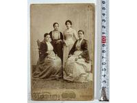 LATE 19TH CENTURY YOUNG WOMEN OLD PHOTOGRAPH PHOTO CARDBOARD