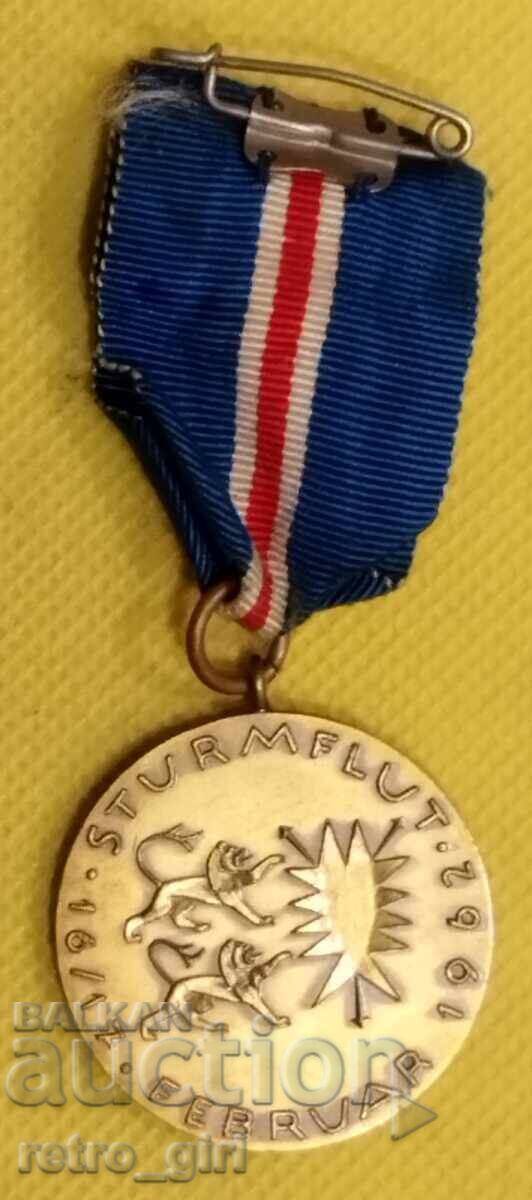 Рядък медал Германия . с цена 34.90 лв. | € 17.84 Рядък медал Германия . с цена 34.90 лв. | € 17.84