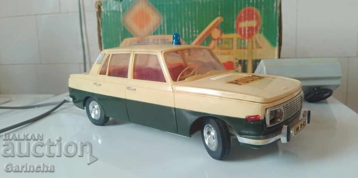 Livrarea WARTBURG 353 DDR RDG PIKO ANKER 1/15