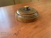 CUTIE PENTRU BIJUTERII CU GRAVURĂ VECHE DIN LEMN