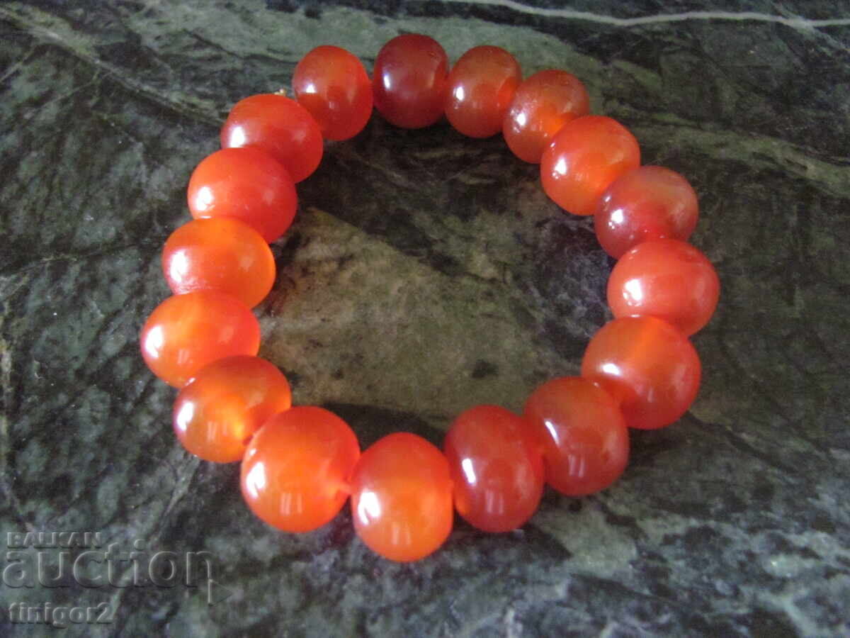 Дамска гривна от КАРНЕОЛ