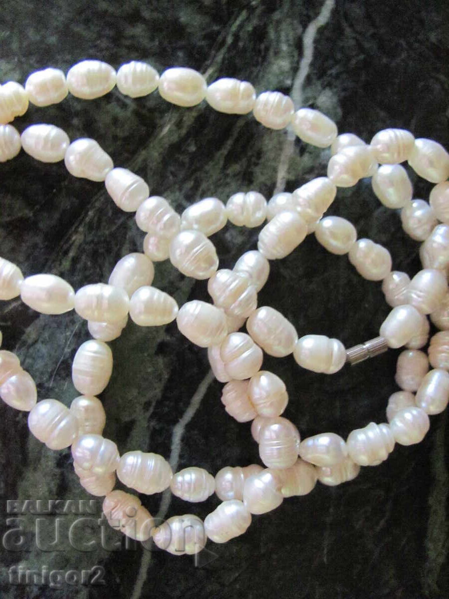 Доставка на Дамско колие от естествени перли