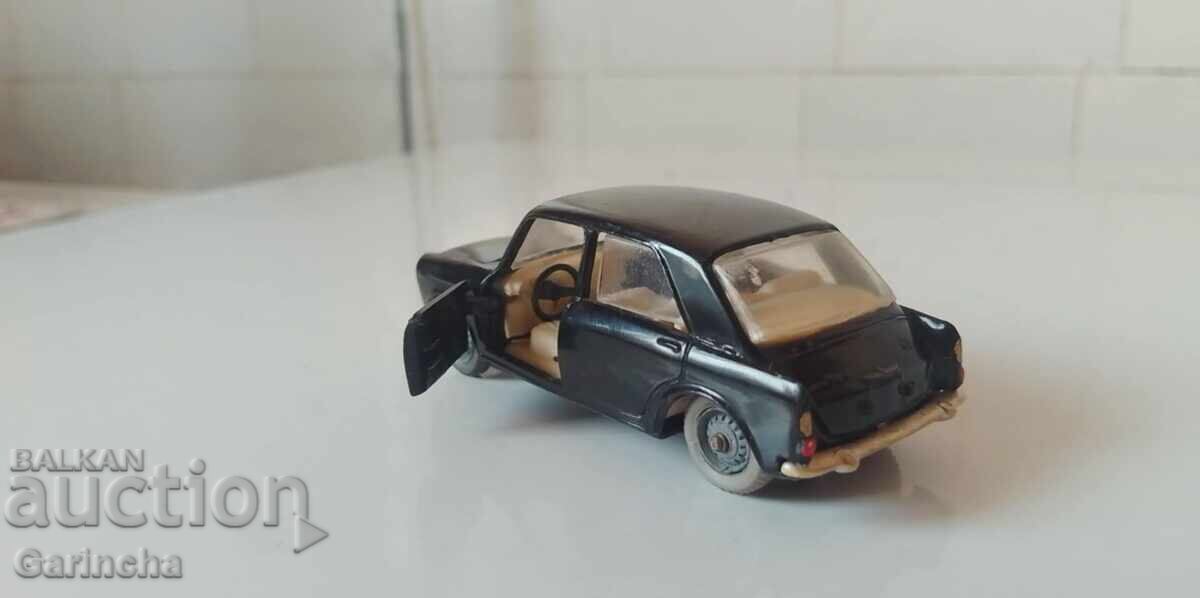 Доставка на Стар руски модел  Innocenti Morris 1/43 СССР