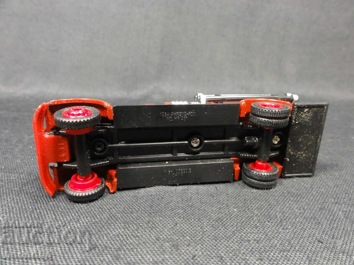 1/64 RETRO METAL CAR FIRE TRUCK AHRENS-FOX GRELL - 6