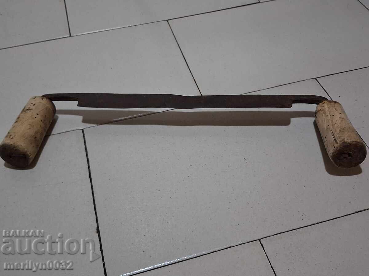 Livrarea Vechi instrument de mână forjat, din fier forjat, din lemn Livrarea Vechi instrument de mână forjat, din fier forjat, din lemn