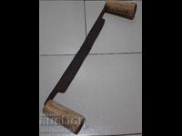 Vechi instrument de mână forjat, din fier forjat, din lemn