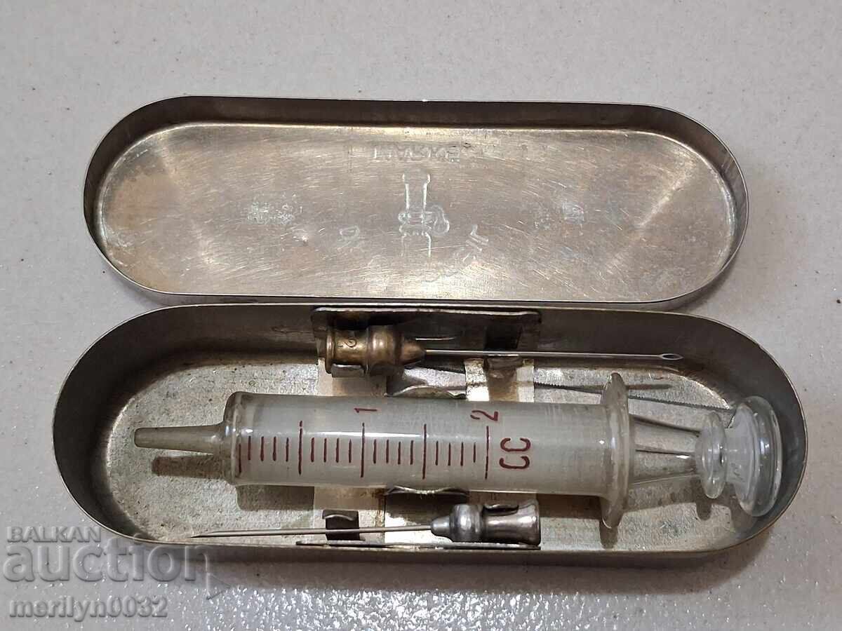 Δημοπρασία Σύριγγα γυάλινη ένεσης κατασκευασμένη στη Γερμανία WW2