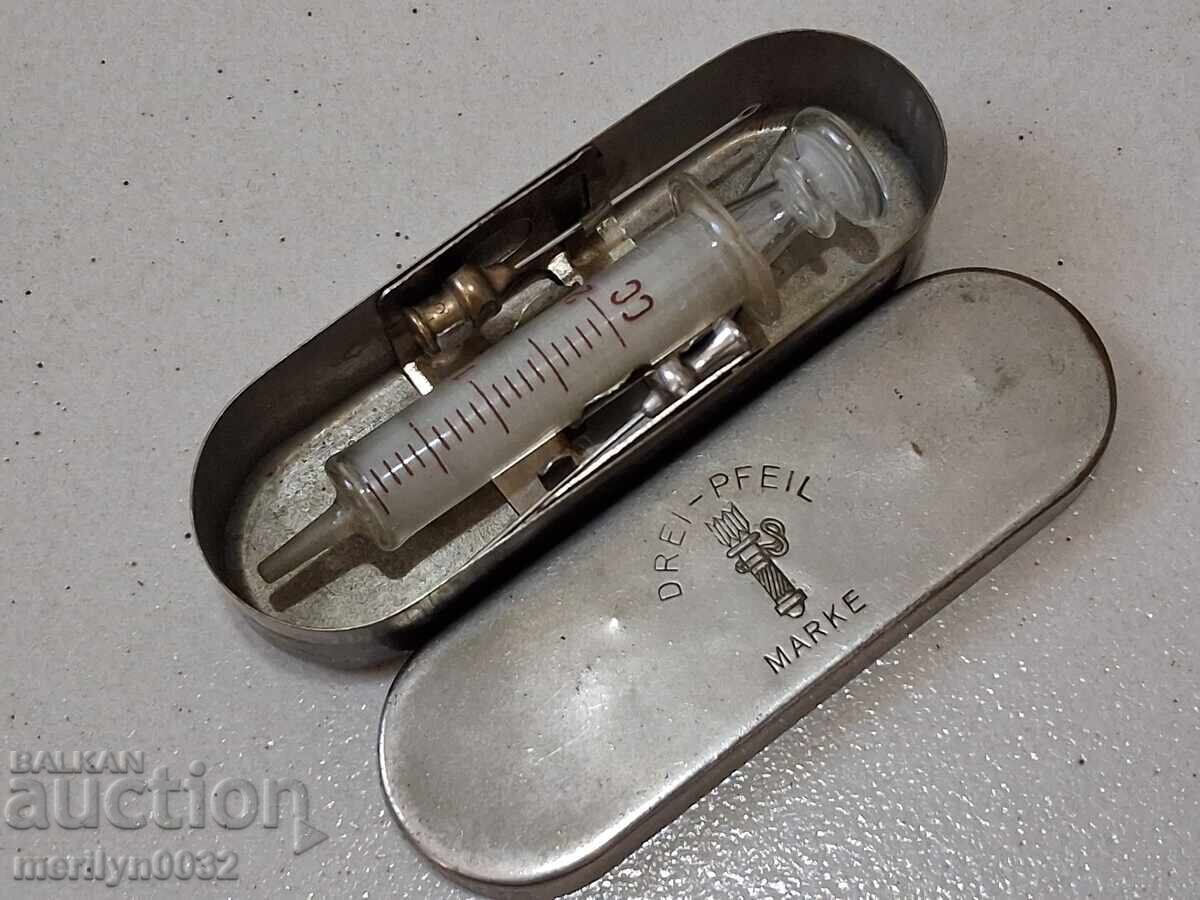 Σύριγγα γυάλινη ένεσης κατασκευασμένη στη Γερμανία WW2