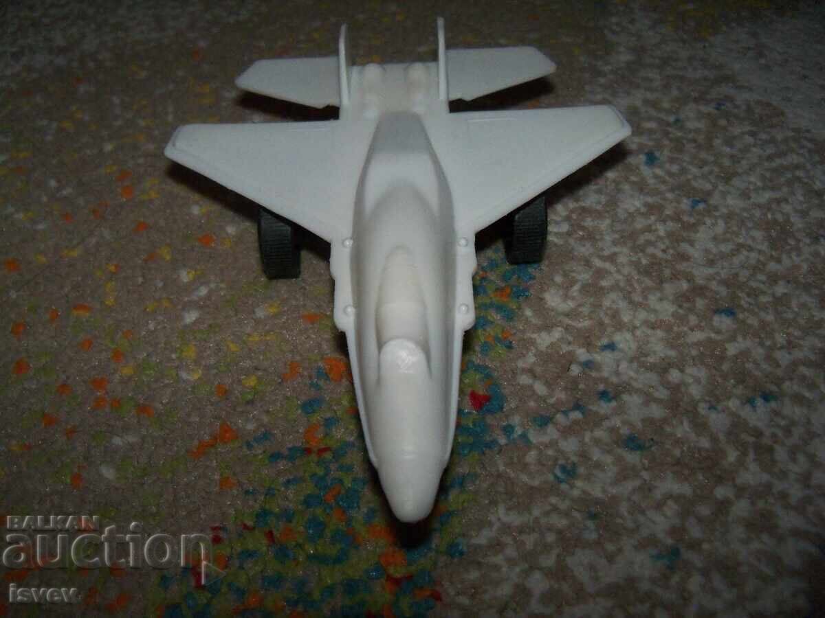 Toy airplane with an inertial engine, social toy with price 18.00 BGN | € 9.20 Toy airplane with an inertial engine, social toy with price 18.00 BGN | € 9.20