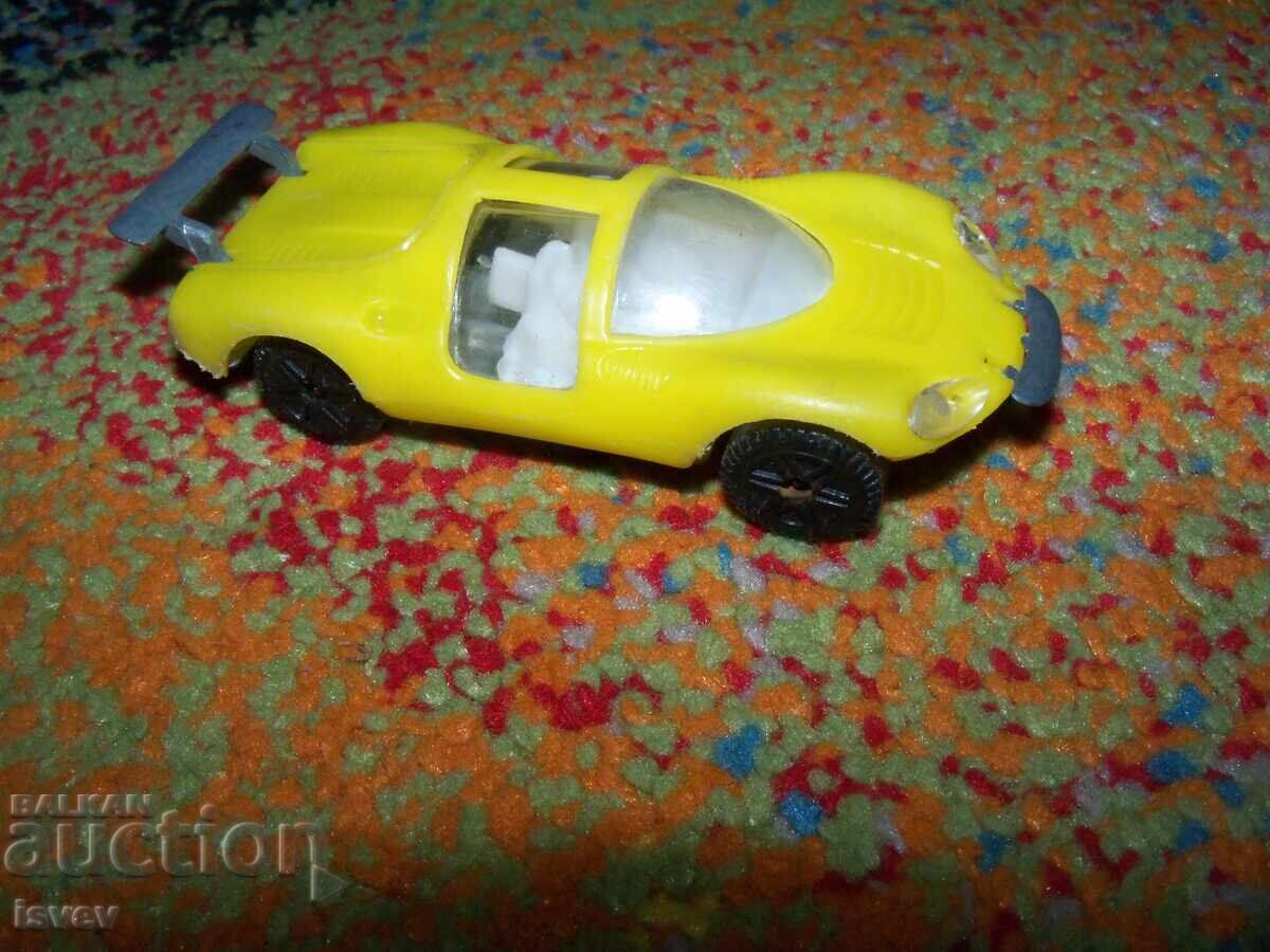 Δημοπρασία Ferrari Dino Berlinetta, Αισθητική, 1:43 κοινωνικό παιχνίδι