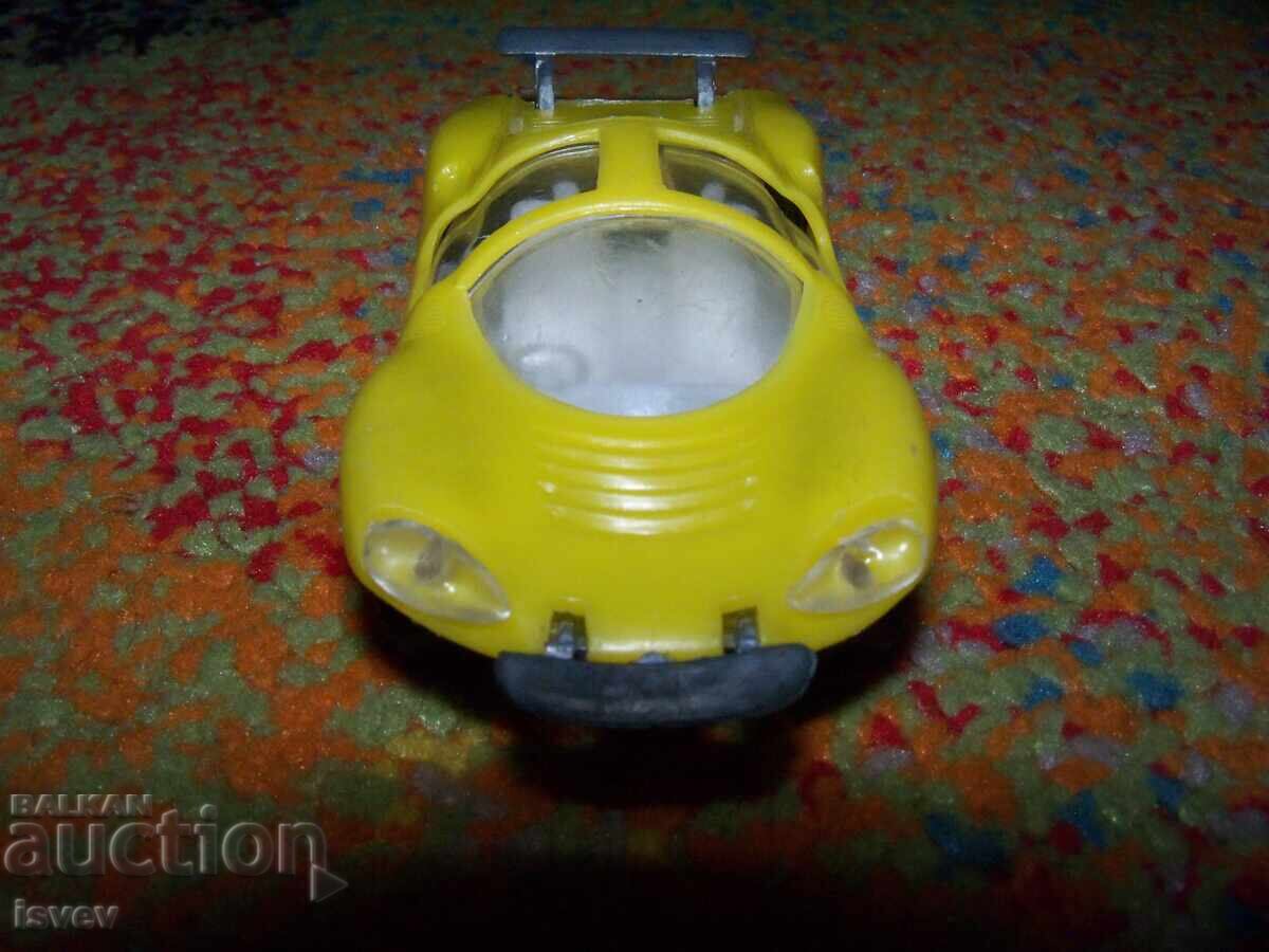 Ferrari Dino Berlinetta, Αισθητική, 1:43 κοινωνικό παιχνίδι - 7