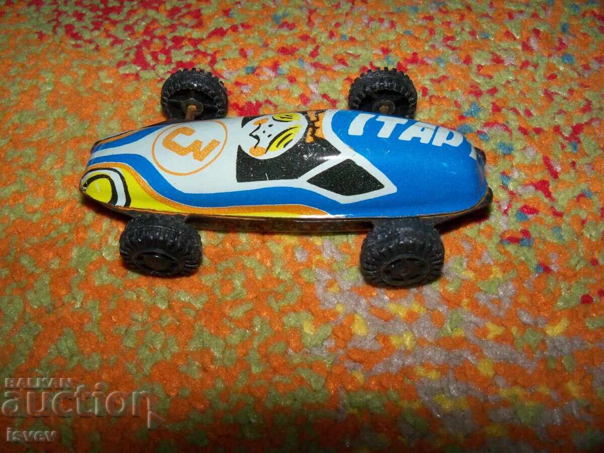 Δημοπρασία Μικρό μεταλλικό αυτοκινητάκι Σταρτ Νο. 3, σοσιαλιστικό παιχνίδι Δημοπρασία Μικρό μεταλλικό αυτοκινητάκι Σταρτ Νο. 3, σοσιαλιστικό παιχνίδι