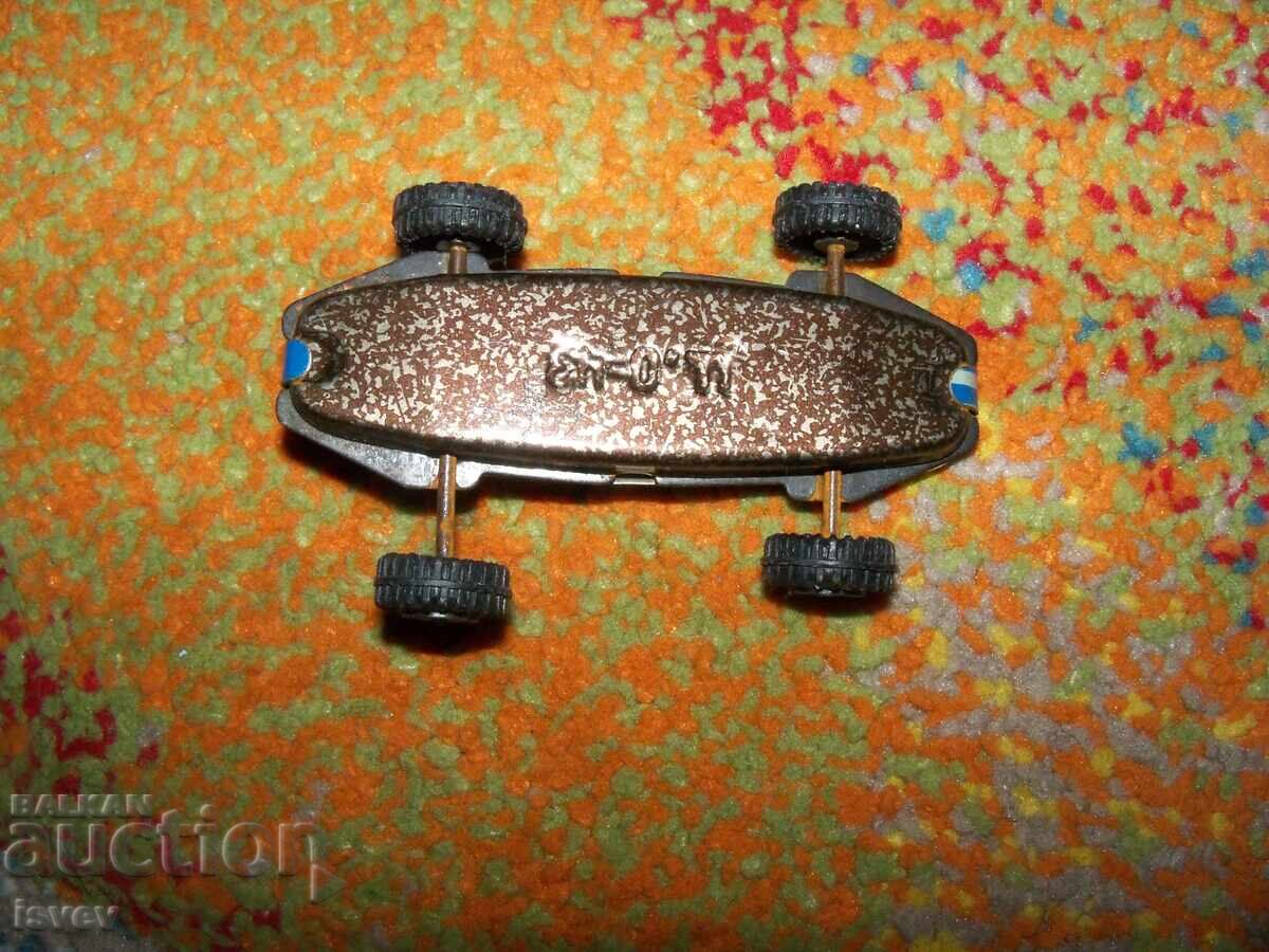 Μικρό μεταλλικό αυτοκινητάκι Σταρτ Νο. 3, σοσιαλιστικό παιχνίδι - 6 Μικρό μεταλλικό αυτοκινητάκι Σταρτ Νο. 3, σοσιαλιστικό παιχνίδι - 6