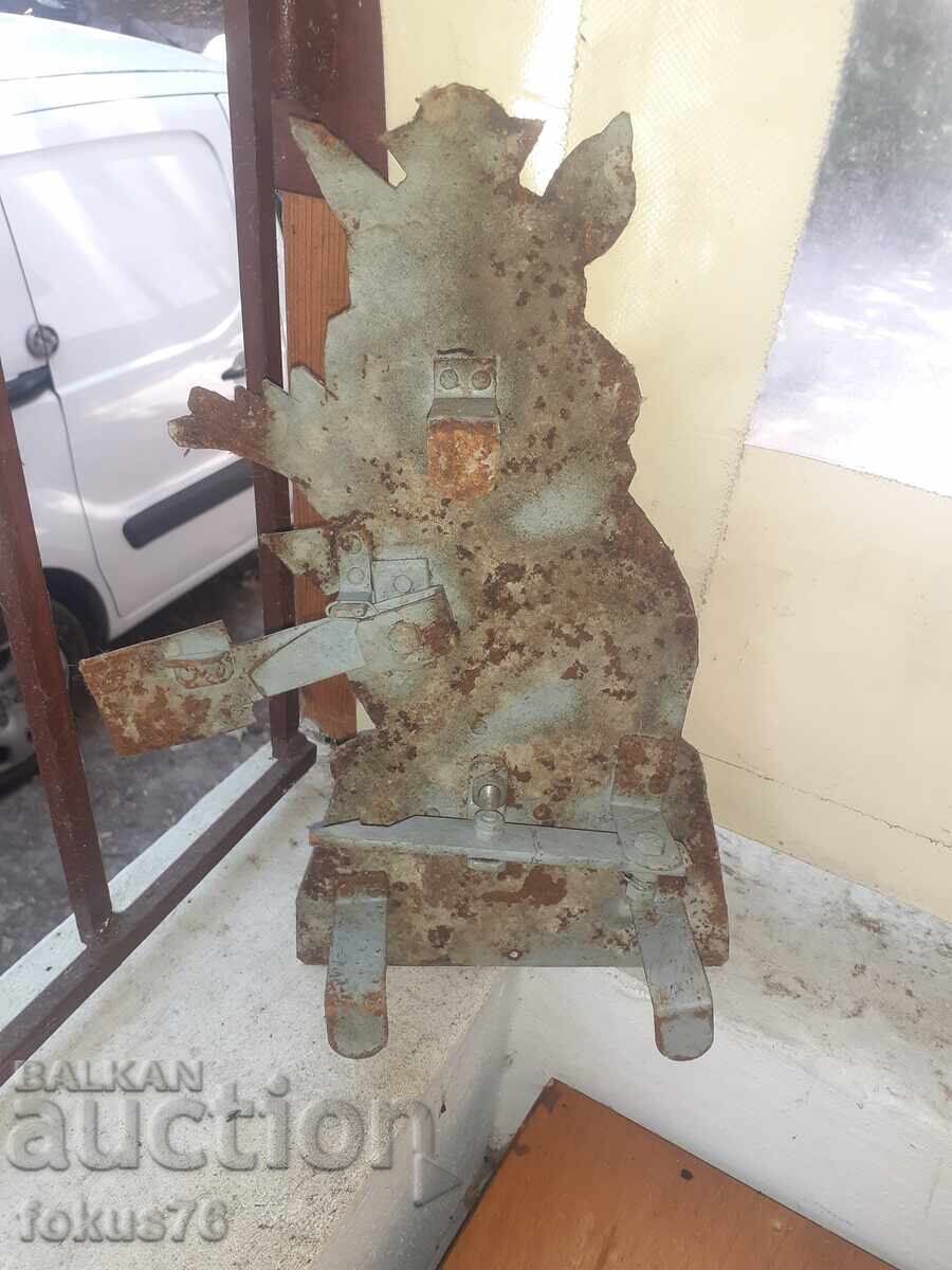 Delivery of Old Bulgarian metal target toy from a shooting range/gun shop Delivery of Old Bulgarian metal target toy from a shooting range/gun shop