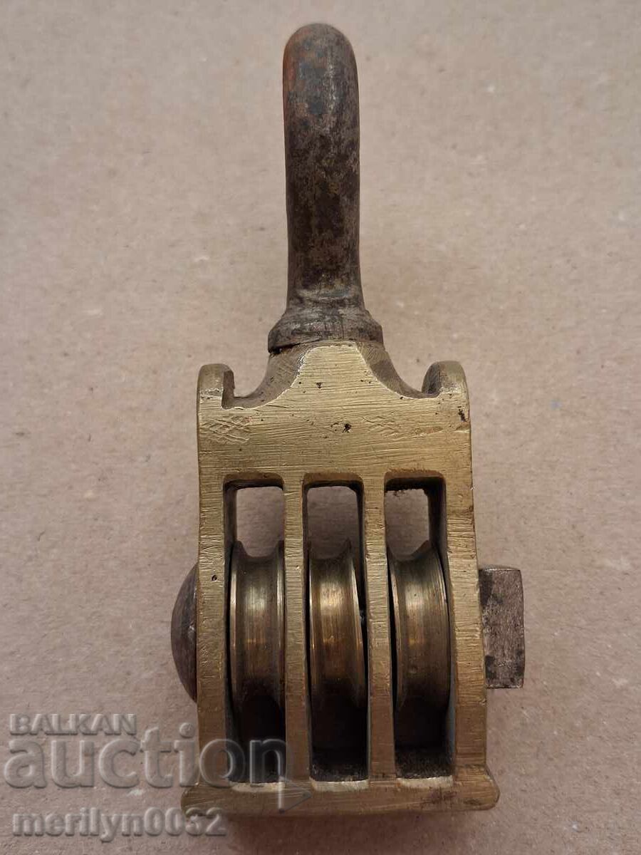 Old wrought pulley polyspast wrought iron pulley pulley - 5