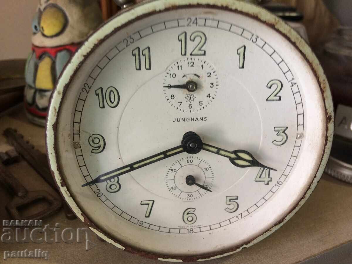 Доставка на БУДИЛИК ЮНГХАС