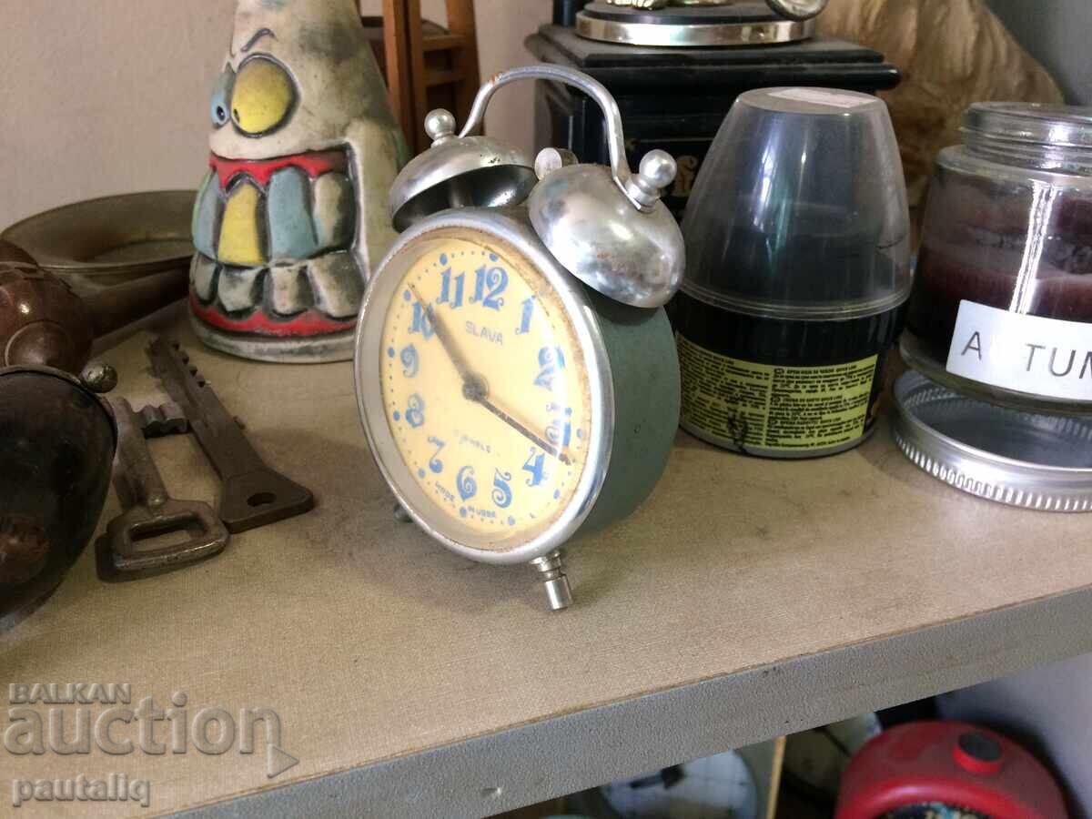 Auction  SLAVA Alarm Clock