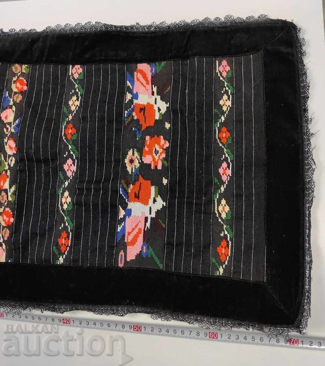 Delivery of AUTHENTIC HEALTHY APRON FOR NOSE Delivery of AUTHENTIC HEALTHY APRON FOR NOSE