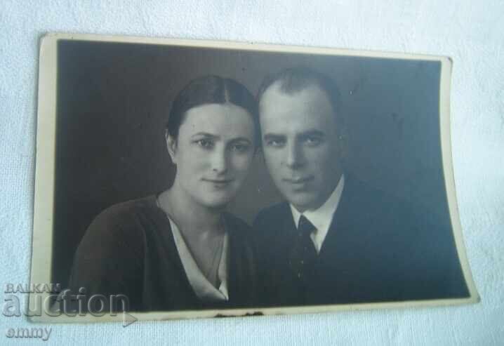 Παλιά φωτογραφία 1935 - οικογένεια