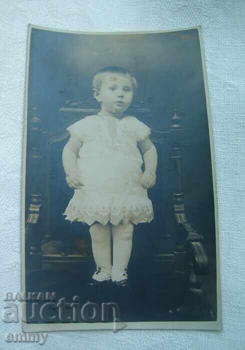 Παλιά φωτογραφία - μικρό παιδί, κορίτσι