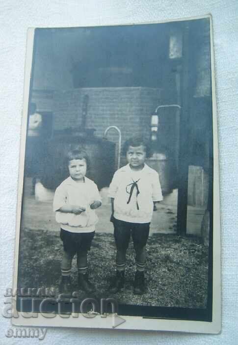 Old photo, 1927, Kalofer, kazan - two small children